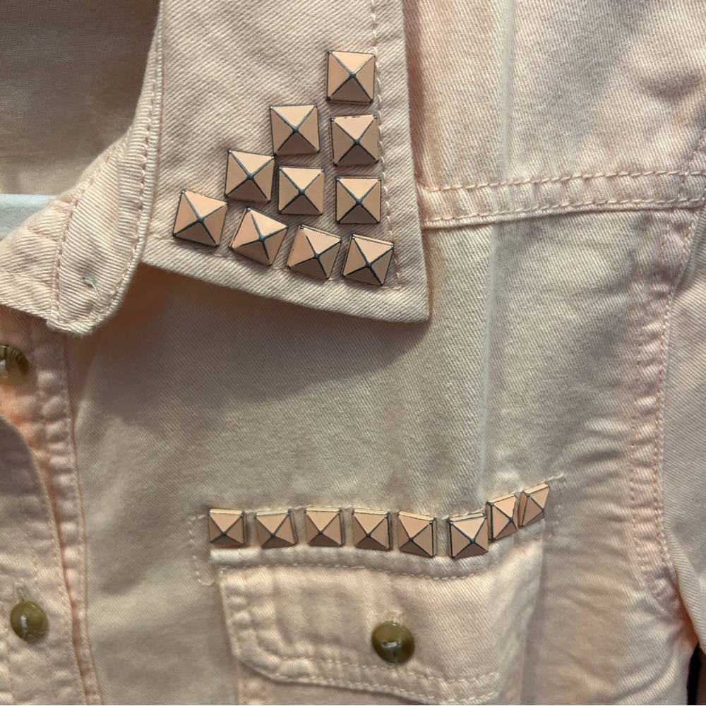 Sparkle & Fade Button Up - image 4